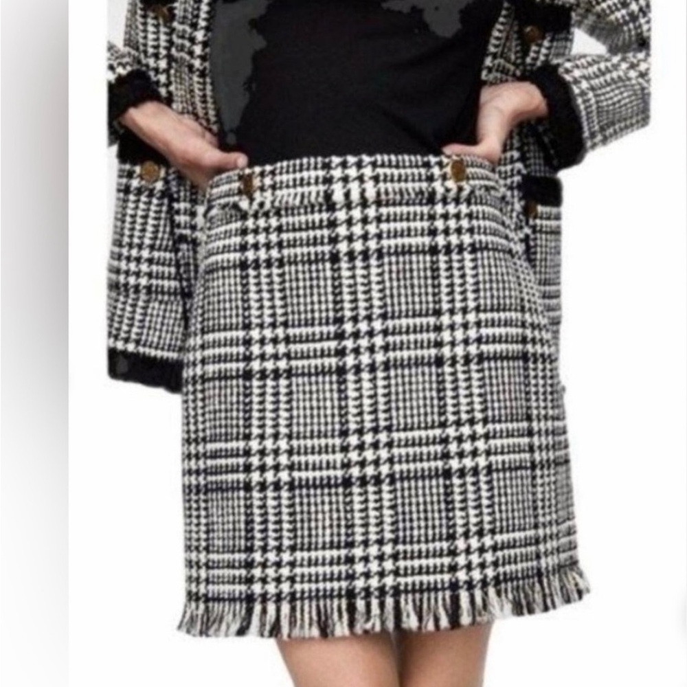 Medium size zara skirt